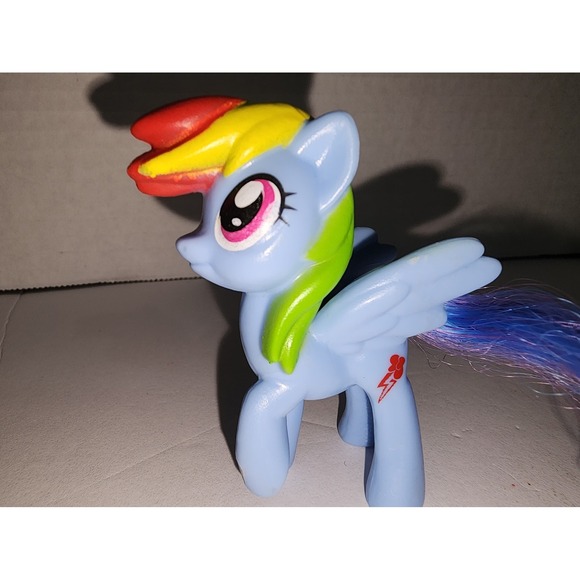 My Little Pony Rainbow Dash Replacement Toy Figure - Picture 2 of 5